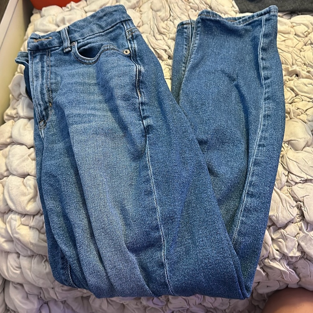 American eagle mom jeans
